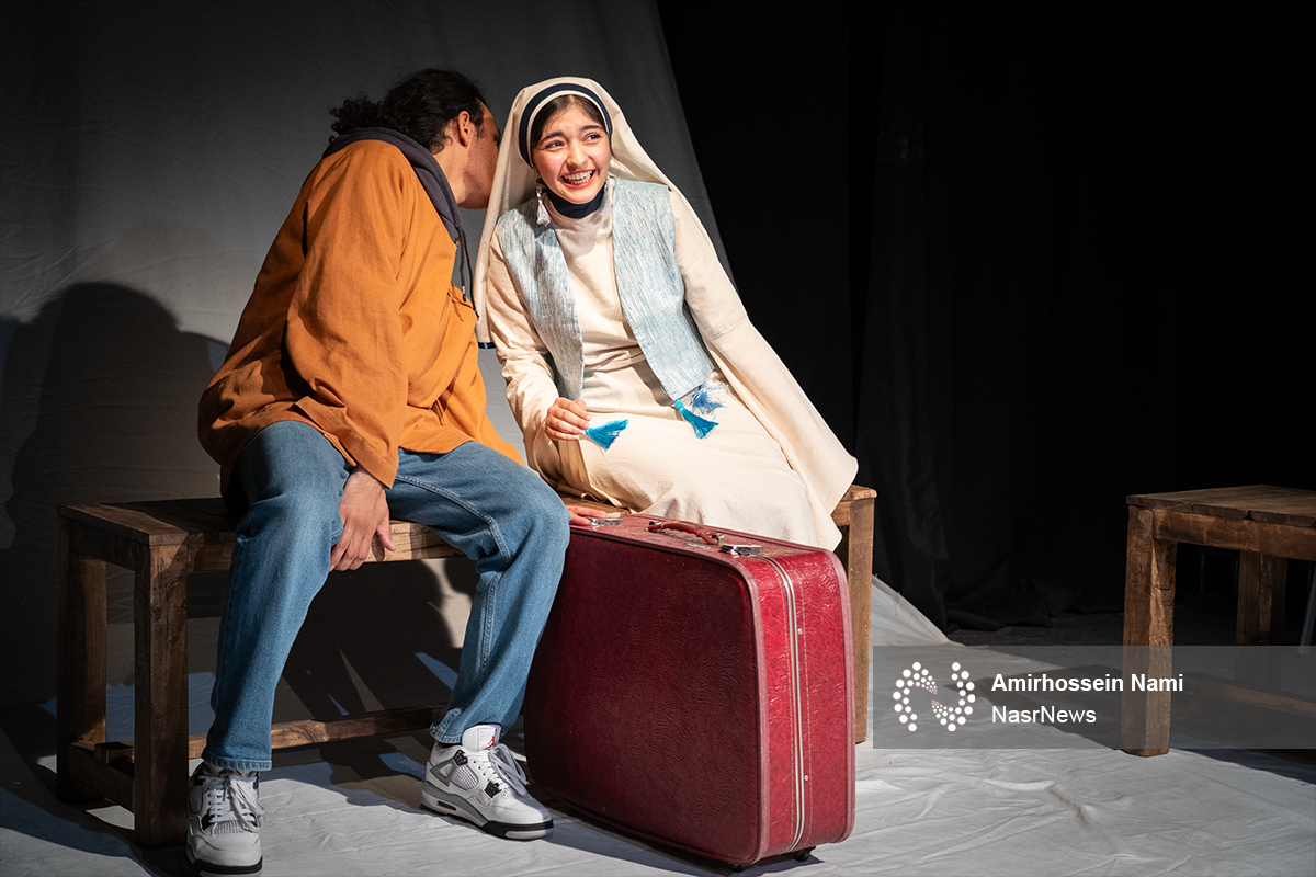 تصاویر | نمایش درباره کیان در تئاتر شهر تبریز